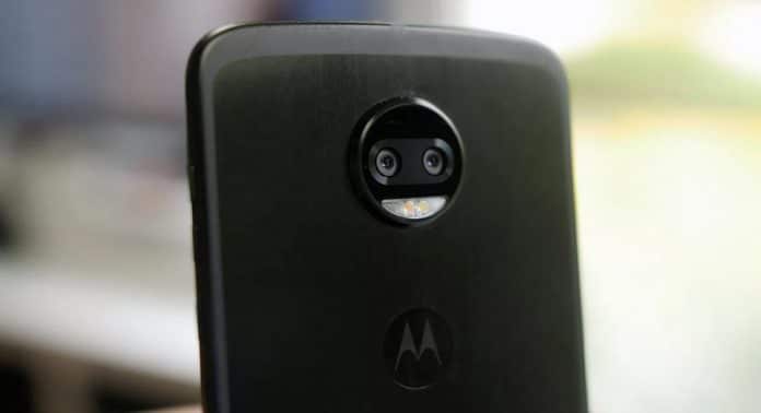 Moto z2 force