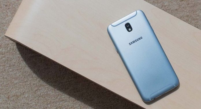 Samsung-Galaxy-J7-Pro1