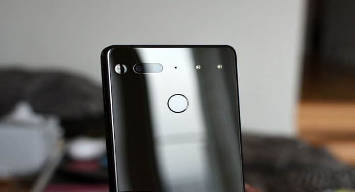 Essential-Phone-4