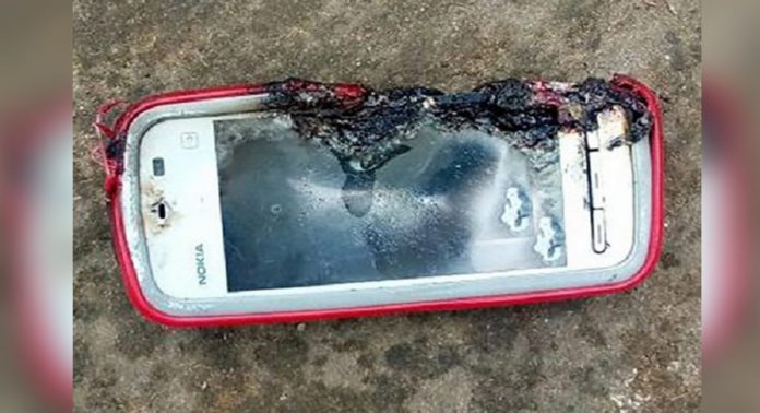 nokia5233-explode