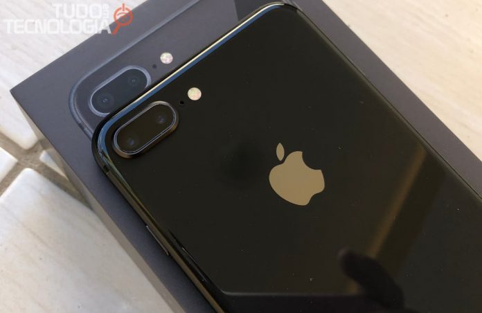 iPhone 8 plus camera