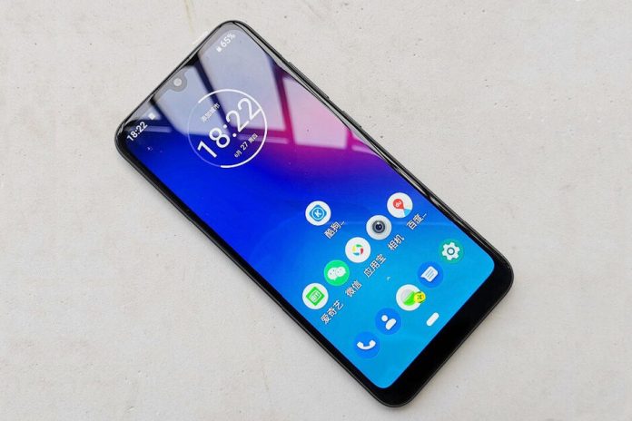 Motorola-Moto-E6-Plus-leaks-out---it-looks-far-better-than-the-regular-E6