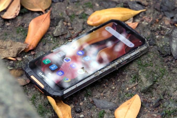 oukitel-phone-696x464